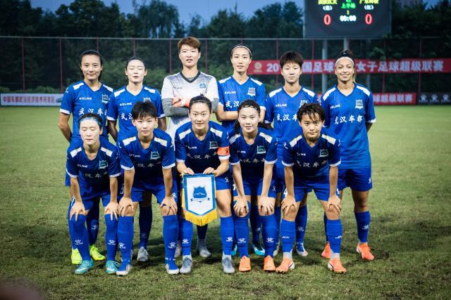 凯尔特人4-1独行侠夺队史第18冠 布朗荣获FMVP